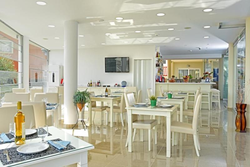 Palapart Gikas Suites And Studios Gouvia Exterior photo